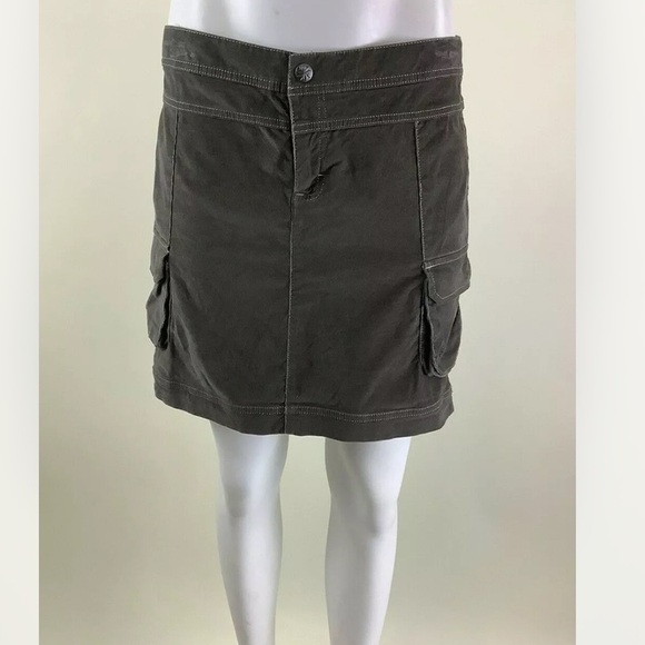 Athleta Sz 6T Cargo Corduroy Skirt Green Cotton Spandex Pockets Casual Style - Picture 1 of 6
